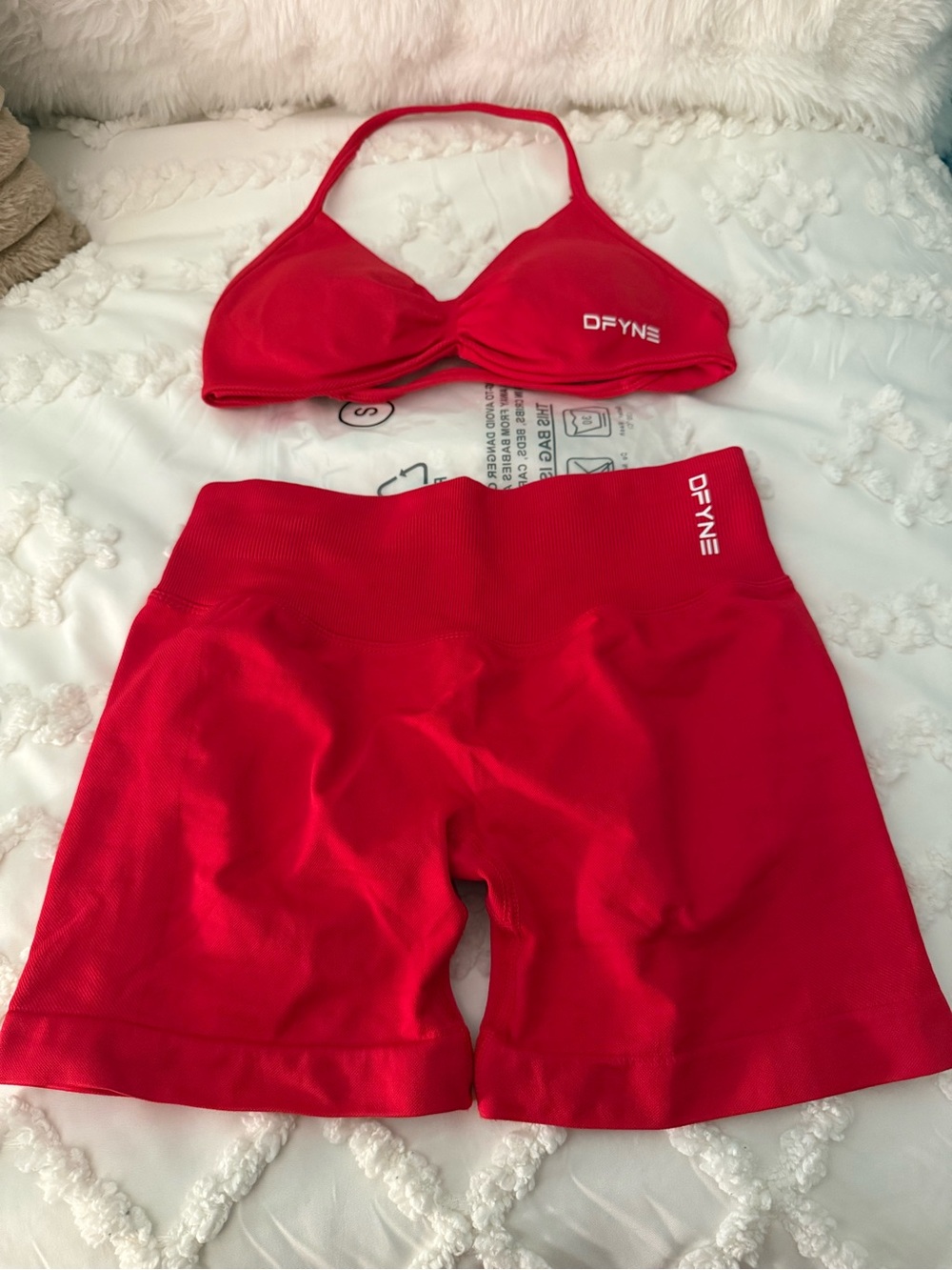 Women's DFYNE Red Set